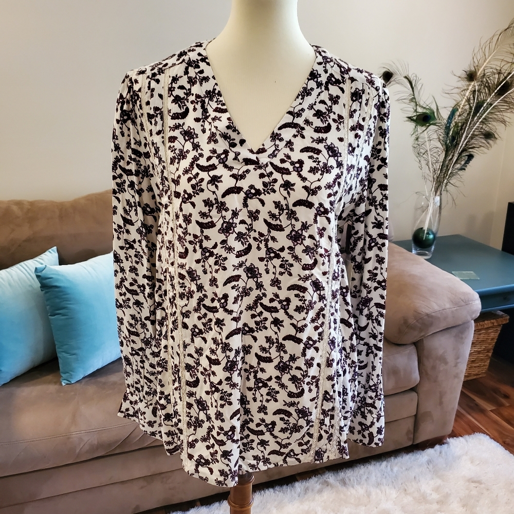 Ivory Ferns & Flowers Top